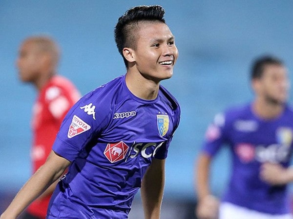 Tin bóng đá Việt Nam 16/9: Quang Hải sẽ là Vua phá lưới V.League?