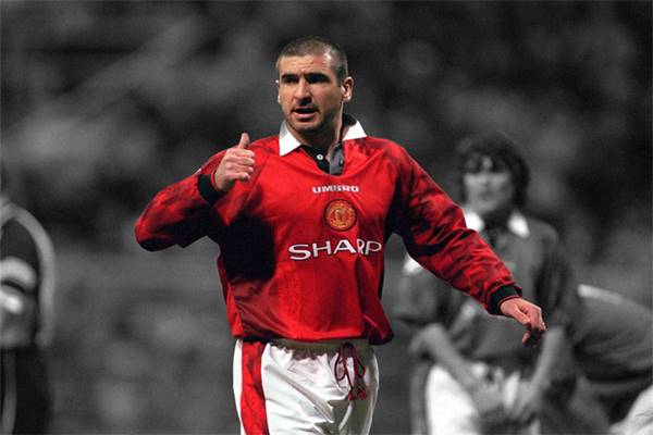 Huyền thoại MU Eric Cantona