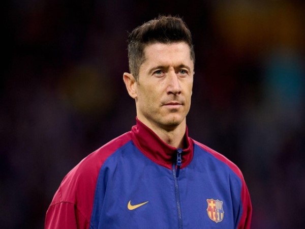Tin Barca: Lewandowski vắng mặt trận mở màn La Liga
