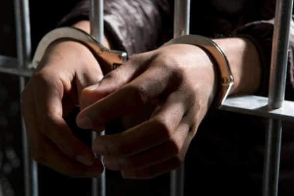 Nằm mơ thấy đi tù là điềm gì, có ảnh hưởng vận hạn không?