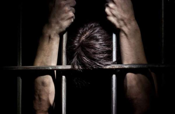 Nằm mơ thấy đi tù và mình bị kết án oan