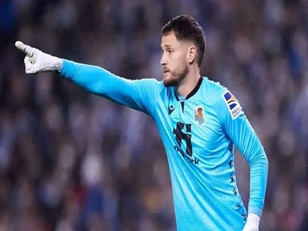 Chuyển nhượng Barca: Săn Remiro với giá 10 triệu euro