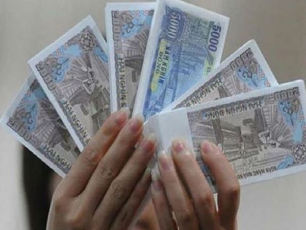 Nằm mơ thấy tiền giấy là tốt hay xấu?