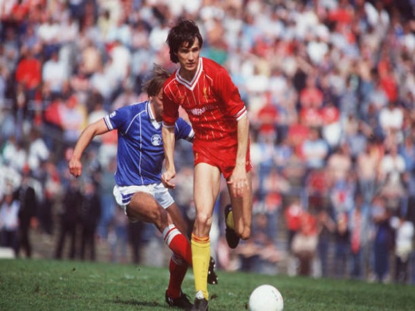 Alan Hansen – Trung vệ thủ lĩnh