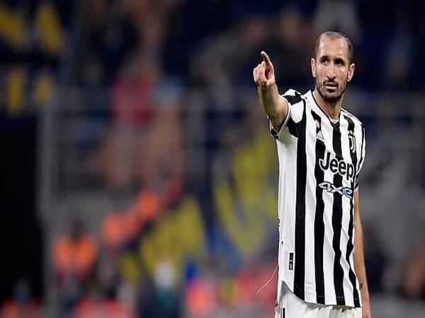 Các hậu vệ Juventus hay nhất giúp CLB thống trị Serie A