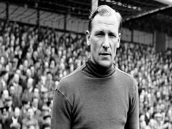 Bert Trautmann - thủ môn vĩ đại nhất